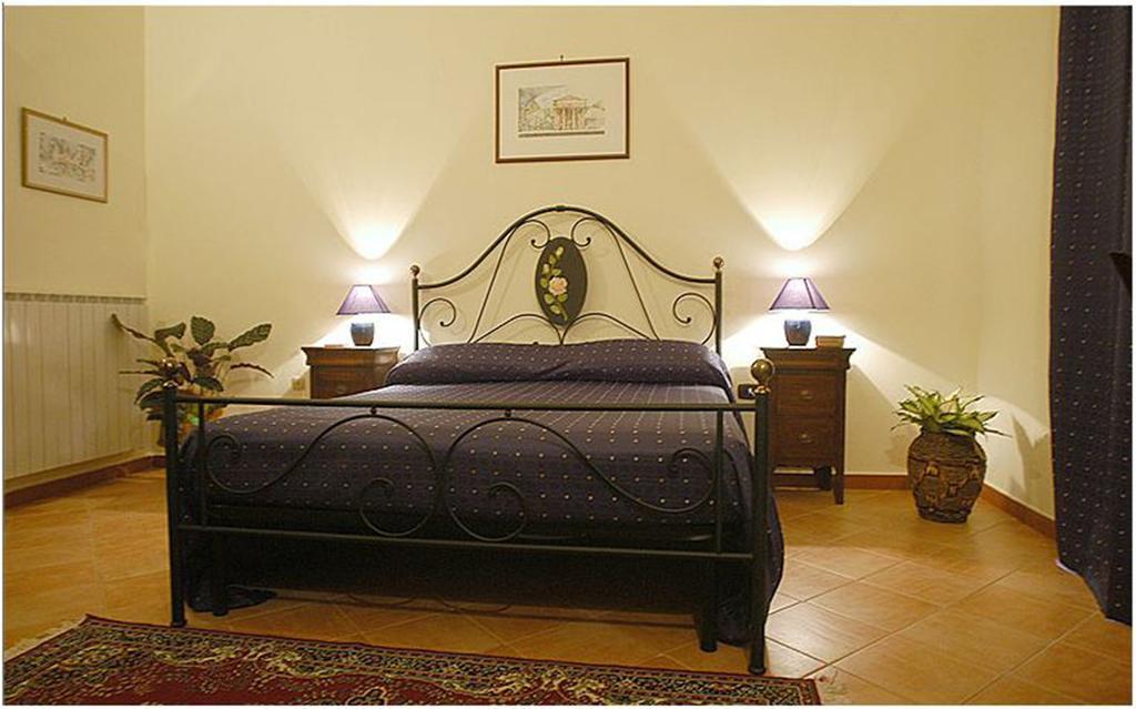 Hotel Ristorante Novecento Caserta Bagian luar foto