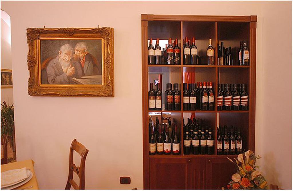 Hotel Ristorante Novecento Caserta Bagian luar foto