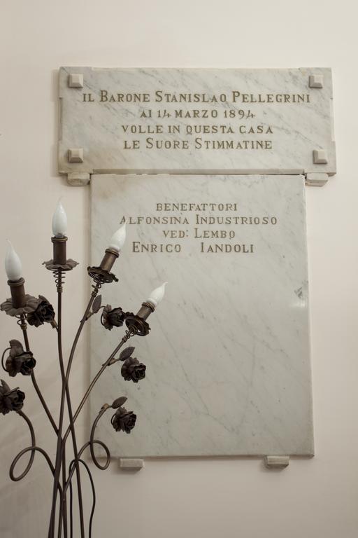 Hotel Ristorante Novecento Caserta Bagian luar foto