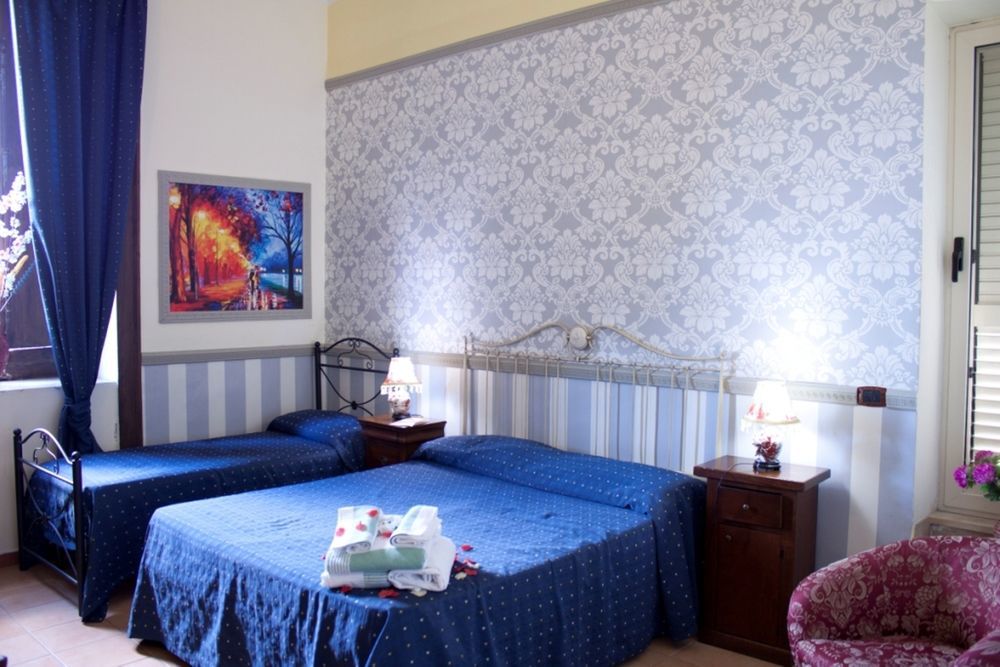 Hotel Ristorante Novecento Caserta Bagian luar foto