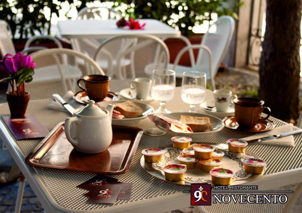 Hotel Ristorante Novecento Caserta Bagian luar foto